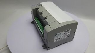 Allen-Bradley 2080-L50E-24QWB Micro850 24 I/O EtherNet/IP PLC スタンドアロン コントローラ ショーケース