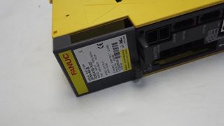 FANUC Beta iSV40-B サーボ ドライブ A06B6160H003