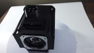 三菱 HF-SP524 AC サーボモータ 500W MELSERVO-J3 400V — 製品ショーケース