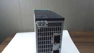 二軸ドライブ 2x5A コンパクトパワー